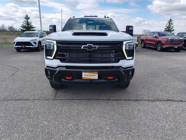 2026 Chevrolet Silverado 3500 HD Crew Cab Standard Box 4-Wheel Drive LT