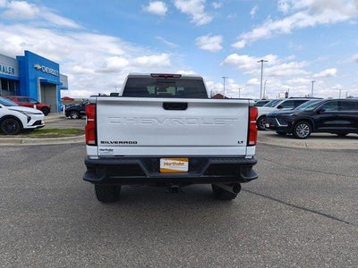 2026 Chevrolet Silverado 3500 HD Crew Cab Standard Box 4-Wheel Drive LT