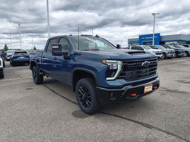 2026 Chevrolet Silverado 3500 HD Crew Cab Standard Box 4-Wheel Drive LT