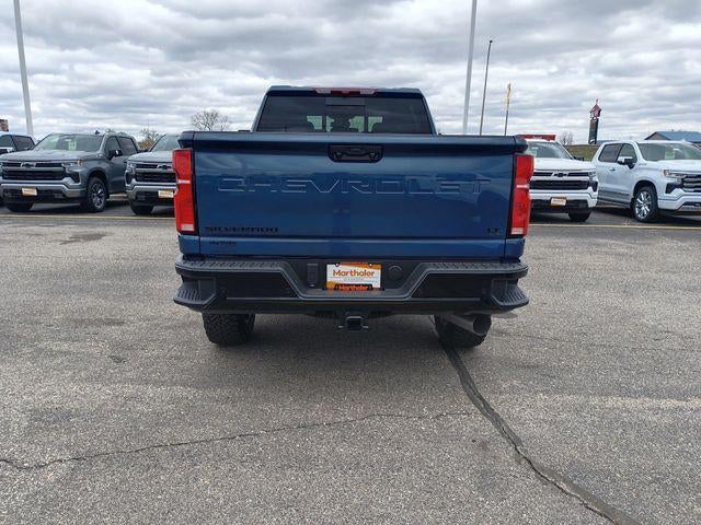 2026 Chevrolet Silverado 3500 HD Crew Cab Standard Box 4-Wheel Drive LT