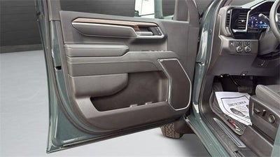 2025 Chevrolet Silverado 3500 HD Crew Cab Standard Box 4-Wheel Drive LT