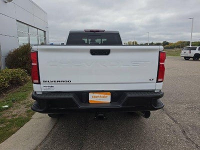 2026 Chevrolet Silverado 3500 HD Crew Cab Standard Box 4-Wheel Drive LT