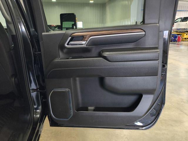 2025 Chevrolet Silverado 3500 HD Crew Cab Standard Box 4-Wheel Drive LT