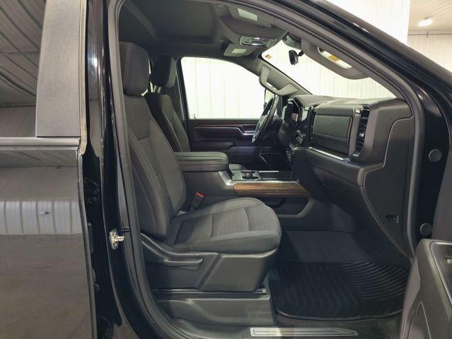 2025 Chevrolet Silverado 3500 HD Crew Cab Standard Box 4-Wheel Drive LT