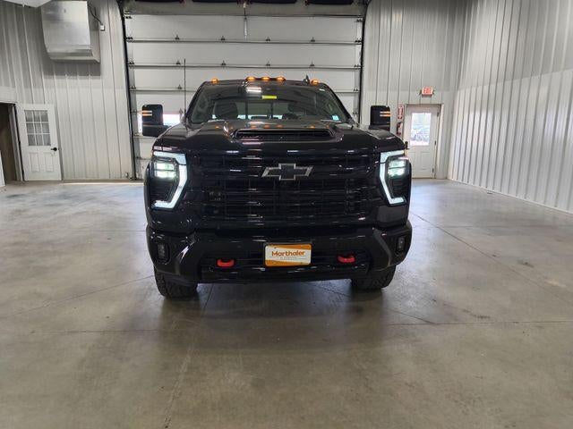 2025 Chevrolet Silverado 3500 HD Crew Cab Standard Box 4-Wheel Drive LT