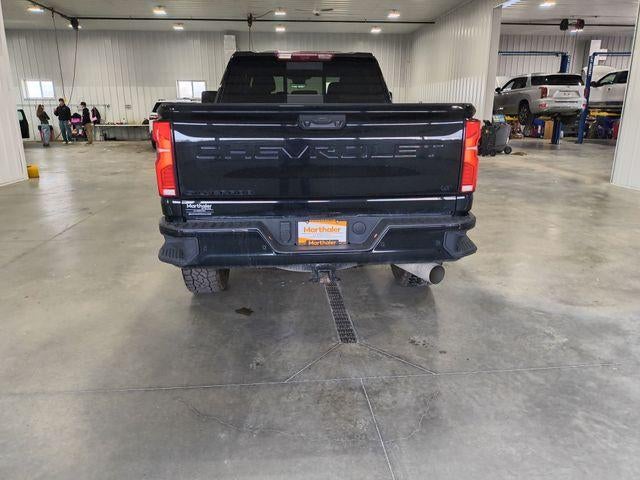 2025 Chevrolet Silverado 3500 HD Crew Cab Standard Box 4-Wheel Drive LT