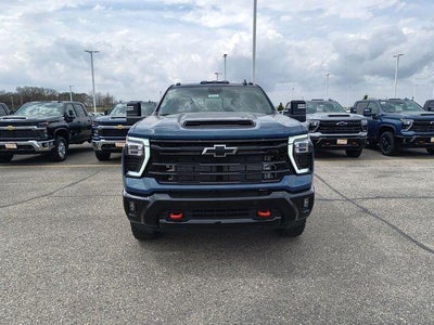 2026 Chevrolet Silverado 3500 HD Crew Cab Standard Box 4-Wheel Drive LT