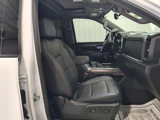 2025 Chevrolet Silverado 3500 HD Crew Cab Standard Box 4-Wheel Drive LTZ