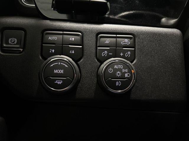 2026 Chevrolet Silverado 3500 HD Crew Cab Standard Box 4-Wheel Drive LTZ