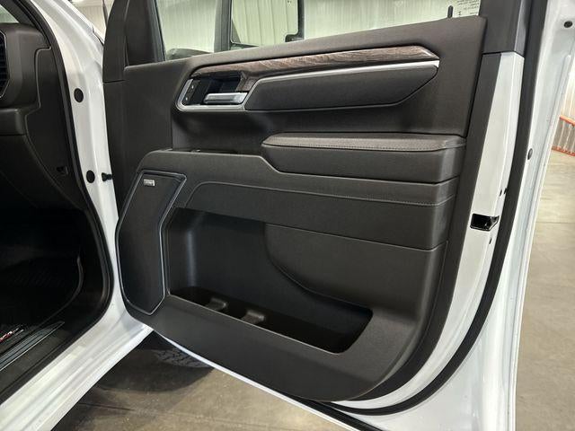 2026 Chevrolet Silverado 3500 HD Crew Cab Standard Box 4-Wheel Drive LTZ