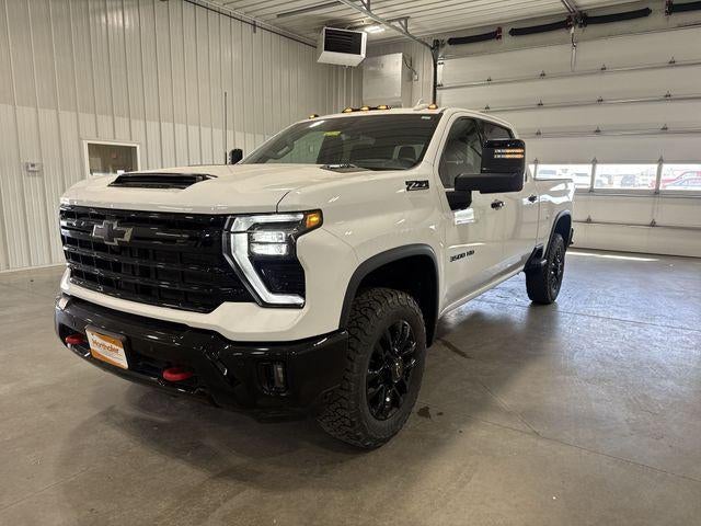 2026 Chevrolet Silverado 3500 HD Crew Cab Standard Box 4-Wheel Drive LTZ