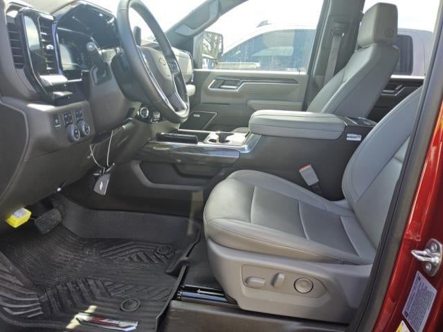 2025 Chevrolet Silverado 3500 HD Crew Cab Long Box 4-Wheel Drive LTZ