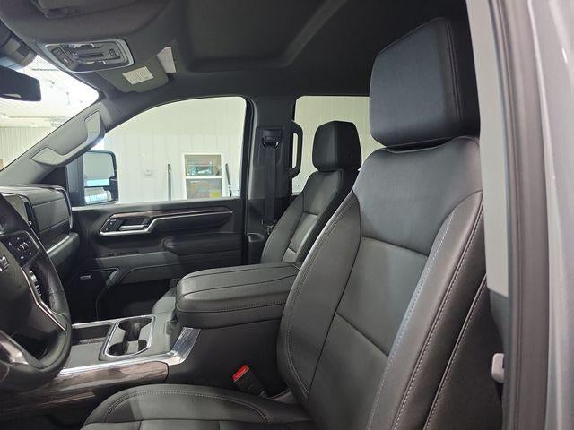 2026 Chevrolet Silverado 3500 HD Crew Cab Standard Box 4-Wheel Drive LTZ