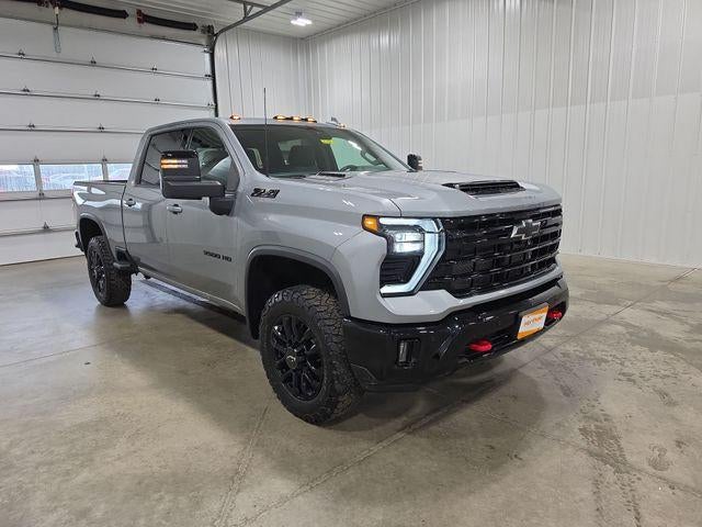 Used 2025 Chevrolet Silverado 3500HD LTZ with VIN 1GC4KUEY1SF346513 for sale in Glenwood, Minnesota