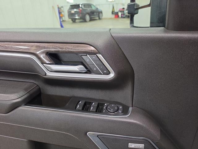 2025 Chevrolet Silverado 3500 HD Crew Cab Standard Box 4-Wheel Drive LTZ