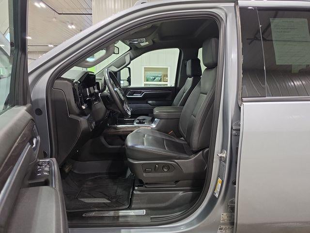 2025 Chevrolet Silverado 3500 HD Crew Cab Standard Box 4-Wheel Drive LTZ