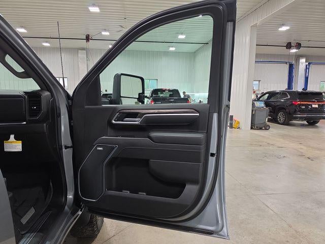 2025 Chevrolet Silverado 3500 HD Crew Cab Standard Box 4-Wheel Drive LTZ