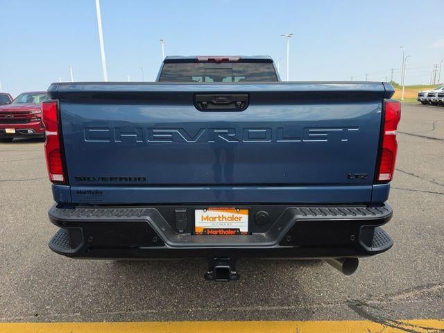 2026 Chevrolet Silverado 3500 HD Crew Cab Long Box 4-Wheel Drive LTZ