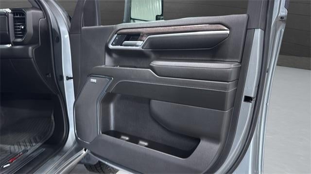 2025 Chevrolet Silverado 3500 HD Crew Cab Standard Box 4-Wheel Drive LTZ