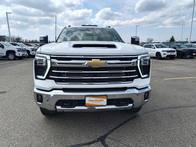 2026 Chevrolet Silverado 3500 HD Crew Cab Standard Box 4-Wheel Drive LTZ