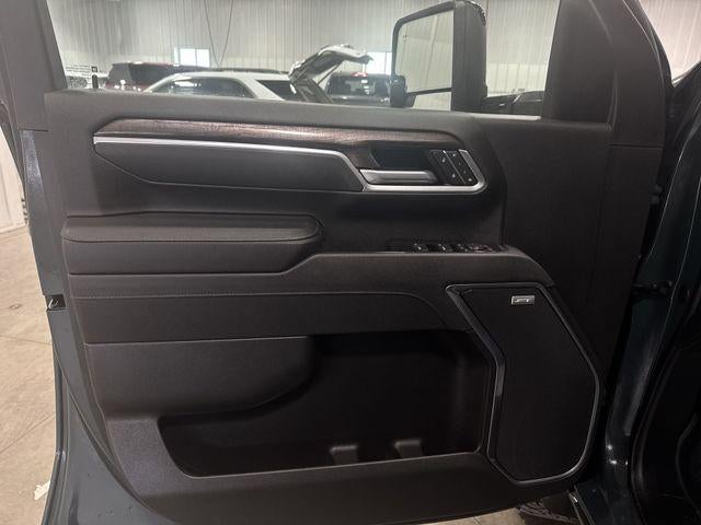 2025 Chevrolet Silverado 3500 HD Crew Cab Standard Box 4-Wheel Drive LTZ