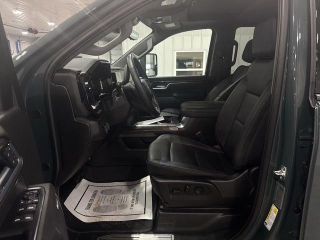 2025 Chevrolet Silverado 3500 HD Crew Cab Standard Box 4-Wheel Drive LTZ