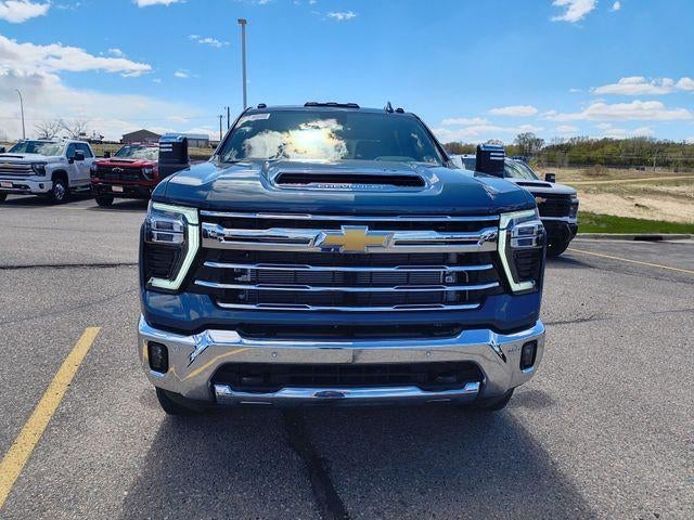 2026 Chevrolet Silverado 3500 HD Crew Cab Standard Box 4-Wheel Drive LTZ