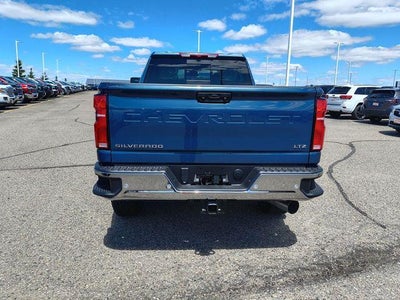 2026 Chevrolet Silverado 3500 HD Crew Cab Standard Box 4-Wheel Drive LTZ