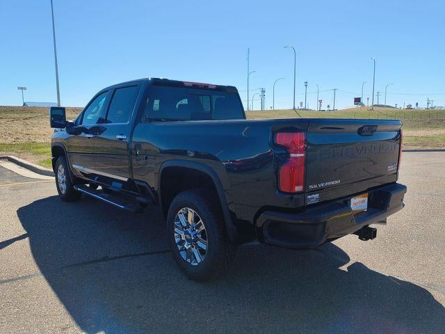 2026 Chevrolet Silverado 3500 HD Crew Cab Standard Box 4-Wheel Drive High Country