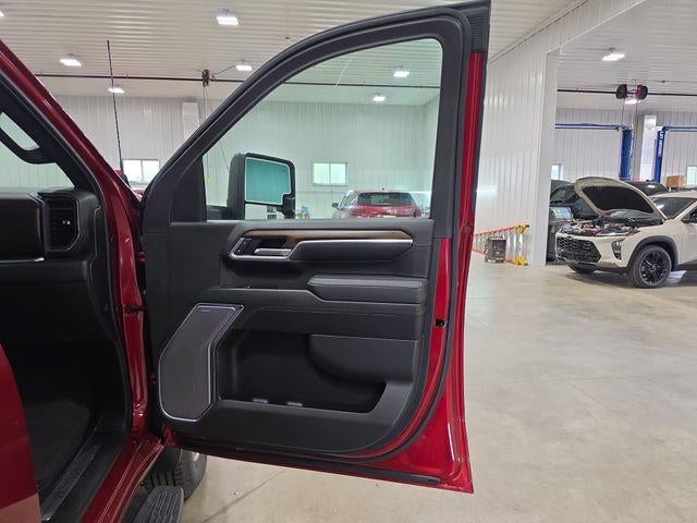2025 Chevrolet Silverado 3500 HD Crew Cab Long Box 4-Wheel Drive High Country