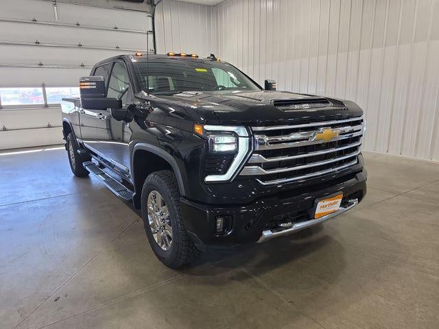 2026 Chevrolet Silverado 3500 HD Crew Cab Standard Box 4-Wheel Drive High Country