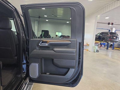 2026 Chevrolet Silverado 3500 HD Crew Cab Standard Box 4-Wheel Drive High Country