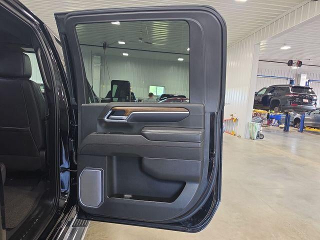 2026 Chevrolet Silverado 3500 HD Crew Cab Standard Box 4-Wheel Drive High Country
