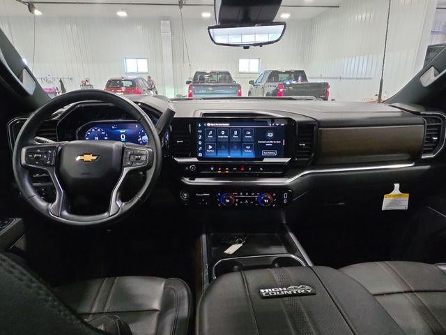 2026 Chevrolet Silverado 3500 HD Crew Cab Standard Box 4-Wheel Drive High Country