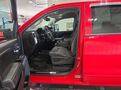 2017 Chevrolet Silverado 3500 HD Crew Cab Standard Box 4-Wheel Drive LT