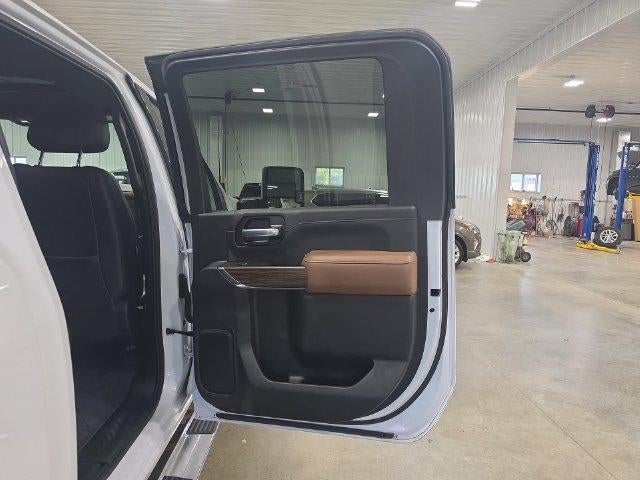 2020 Chevrolet Silverado 2500 HD Crew Cab Standard Box 4-Wheel Drive High Country