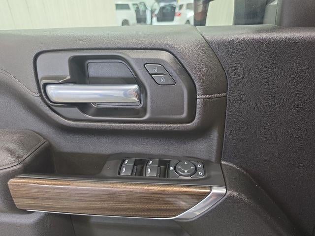2022 Chevrolet Silverado 3500 HD Crew Cab Standard Box 4-Wheel Drive LT
