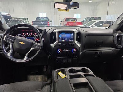 2022 Chevrolet Silverado 3500 HD Crew Cab Standard Box 4-Wheel Drive LT