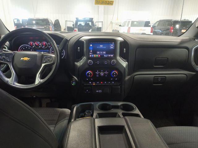 2022 Chevrolet Silverado 3500 HD Crew Cab Standard Box 4-Wheel Drive LT