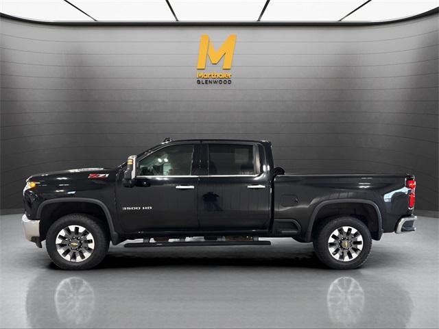2021 Chevrolet Silverado 3500 HD Crew Cab Standard Box 4-Wheel Drive LTZ