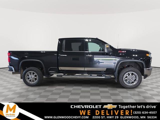 2022 Chevrolet Silverado 3500 HD Crew Cab Standard Box 4-Wheel Drive LTZ