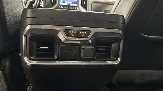 2022 Chevrolet Silverado 3500 HD Crew Cab Standard Box 4-Wheel Drive LTZ