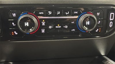 2024 Chevrolet Silverado 3500 HD Crew Cab Long Box 4-Wheel Drive LTZ