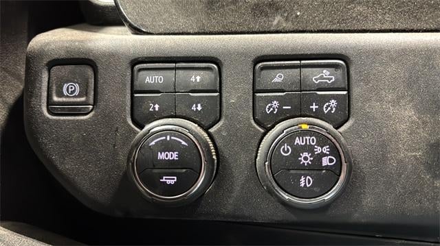 2024 Chevrolet Silverado 3500 HD Crew Cab Standard Box 4-Wheel Drive LTZ