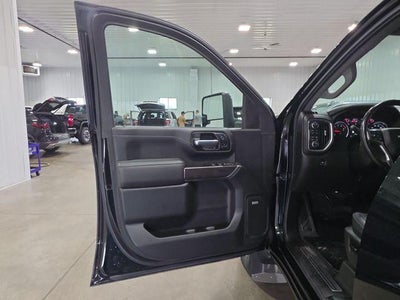 2022 Chevrolet Silverado 3500 HD Crew Cab Standard Box 4-Wheel Drive LTZ