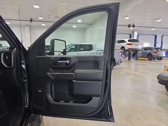 2022 Chevrolet Silverado 3500 HD Crew Cab Standard Box 4-Wheel Drive LTZ