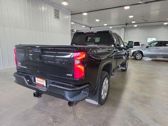 2022 Chevrolet Silverado 3500 HD Crew Cab Standard Box 4-Wheel Drive LTZ