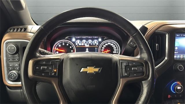 2020 Chevrolet Silverado 3500 HD Crew Cab Standard Box 4-Wheel Drive High Country