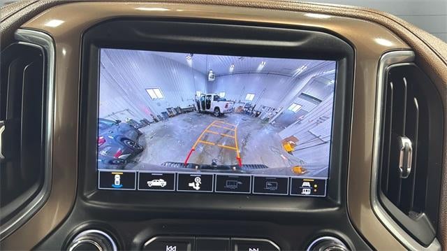 2020 Chevrolet Silverado 3500 HD Crew Cab Standard Box 4-Wheel Drive High Country