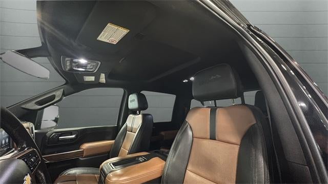 2020 Chevrolet Silverado 3500 HD Crew Cab Standard Box 4-Wheel Drive High Country